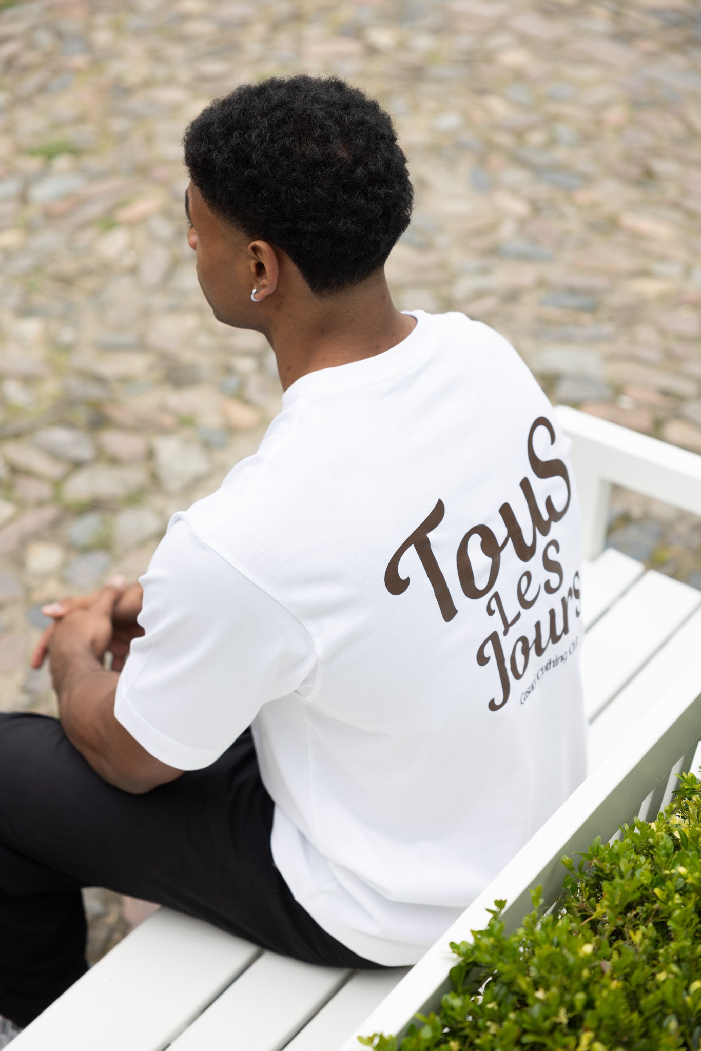 Tous Les Jours - Chocolate Tee