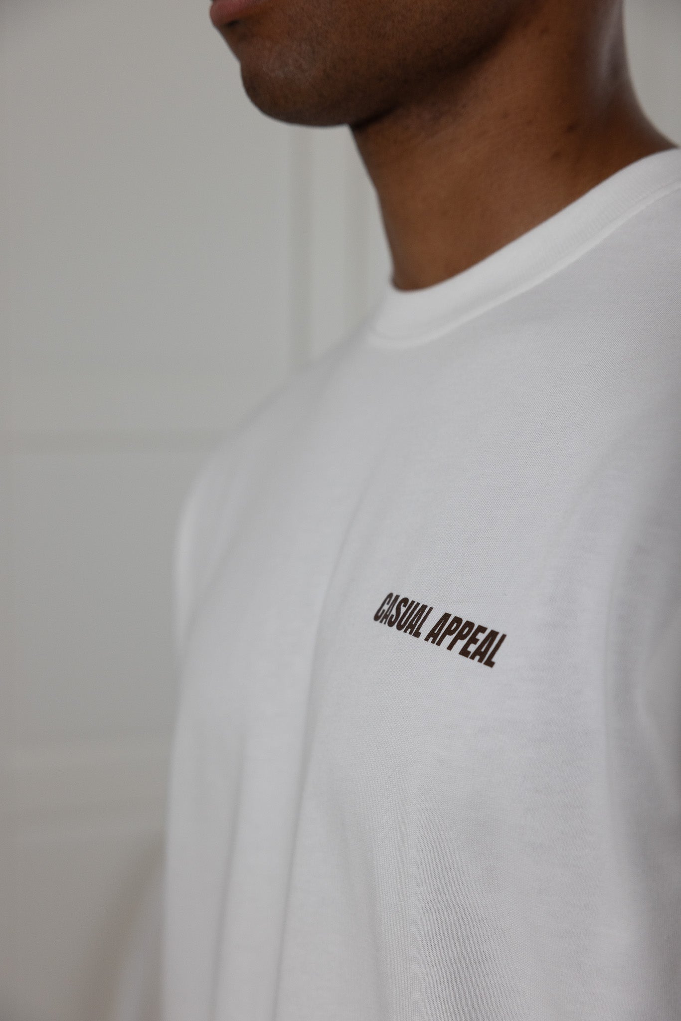 Tous Les Jours - Chocolate Tee